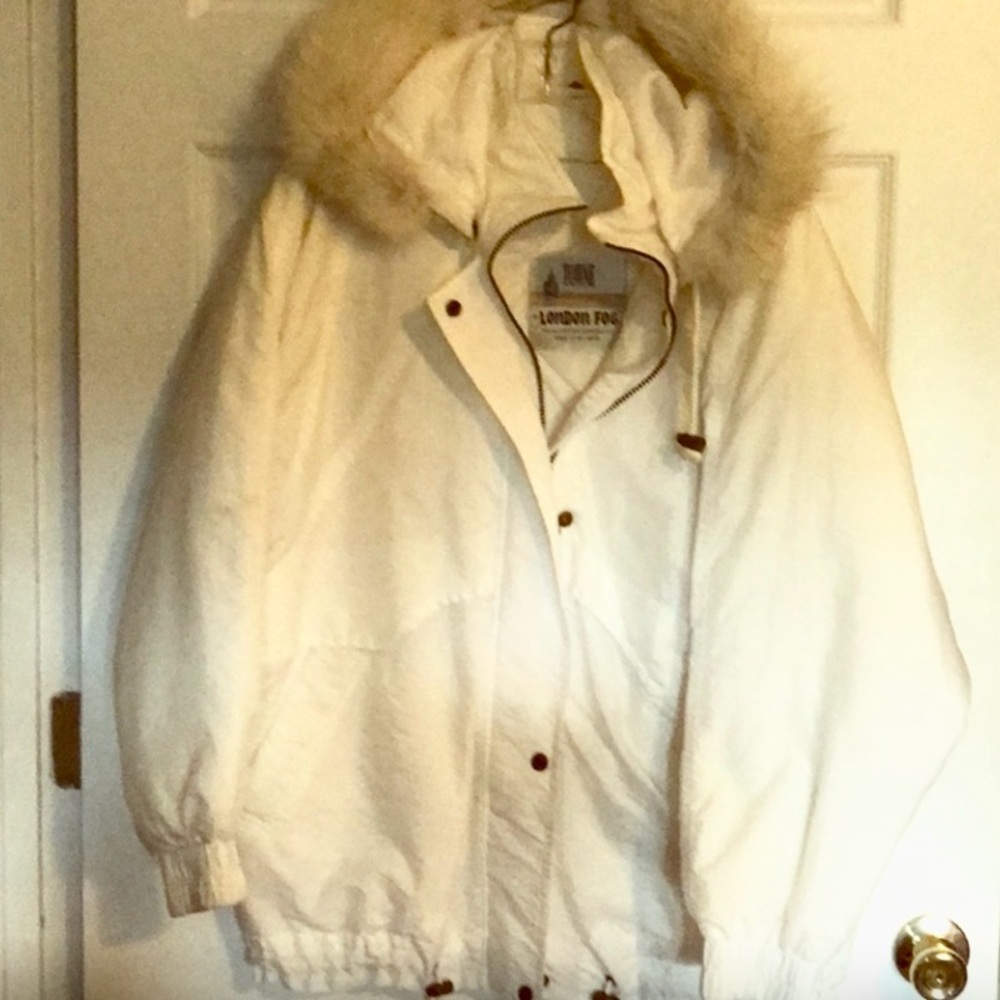 🧥 London Fog Towne zipper lined with fur hood